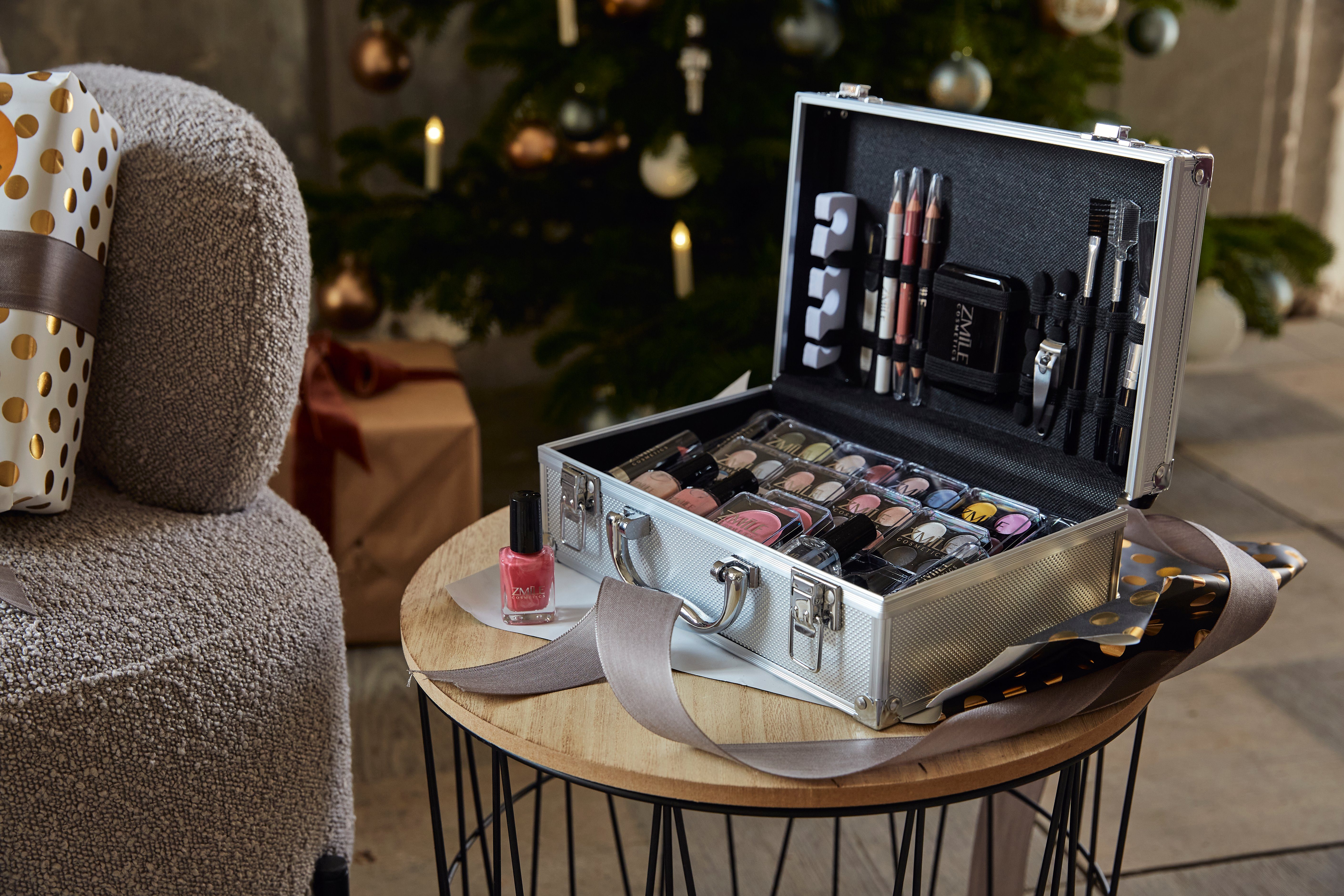 ZMILE COSMETICS Kosmetik-Koffer French Manicure, 57-tlg.
