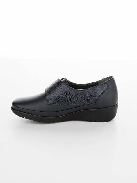 Klettslipper mit Schmuckdetail