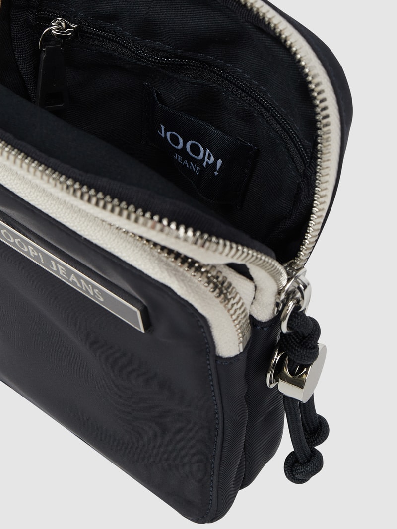 Handytasche mit Metall-Logo Modell 'Maria' in marineblau