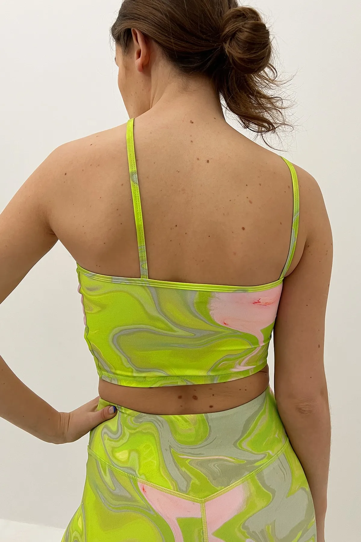 NA-KD  Sport-BH - Grün - Batik