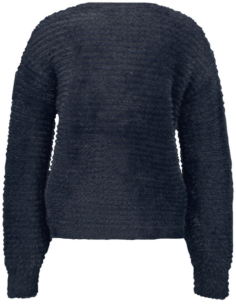 Flauschiger Pullover mit Pailletten-Detail