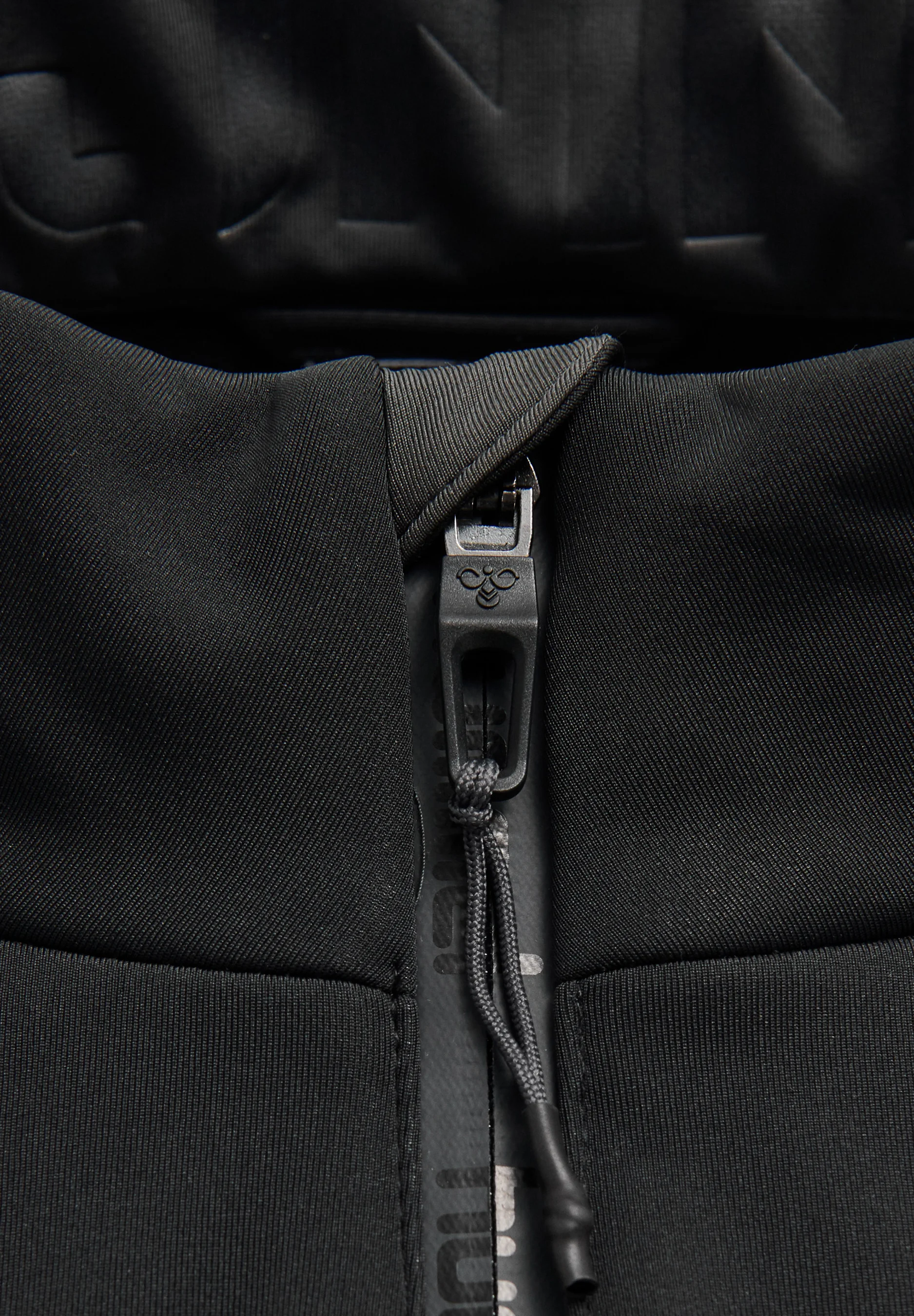 Chaqueta softshell Hummel