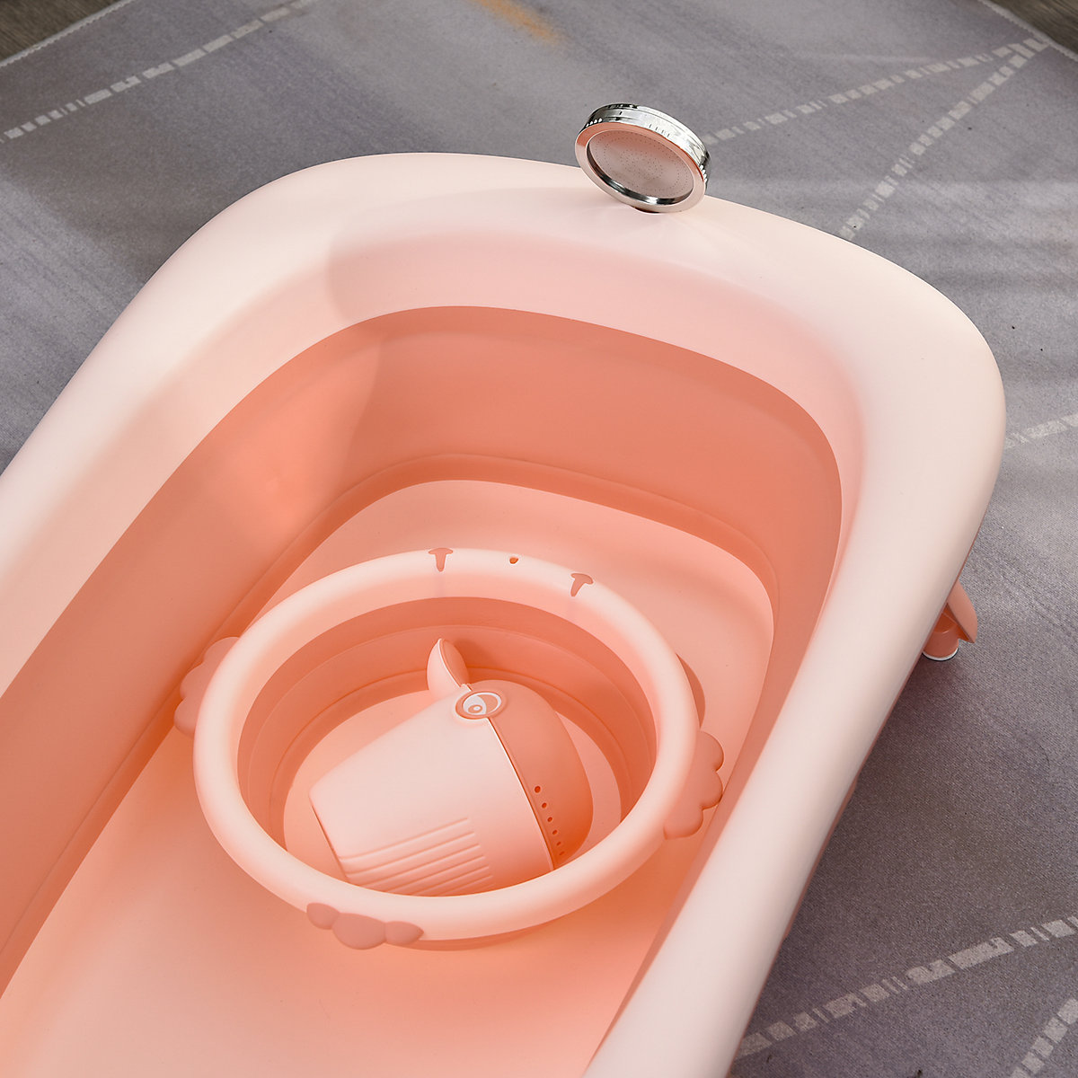Faltbare Babywanne mit Waschbecken und Shampoobecher