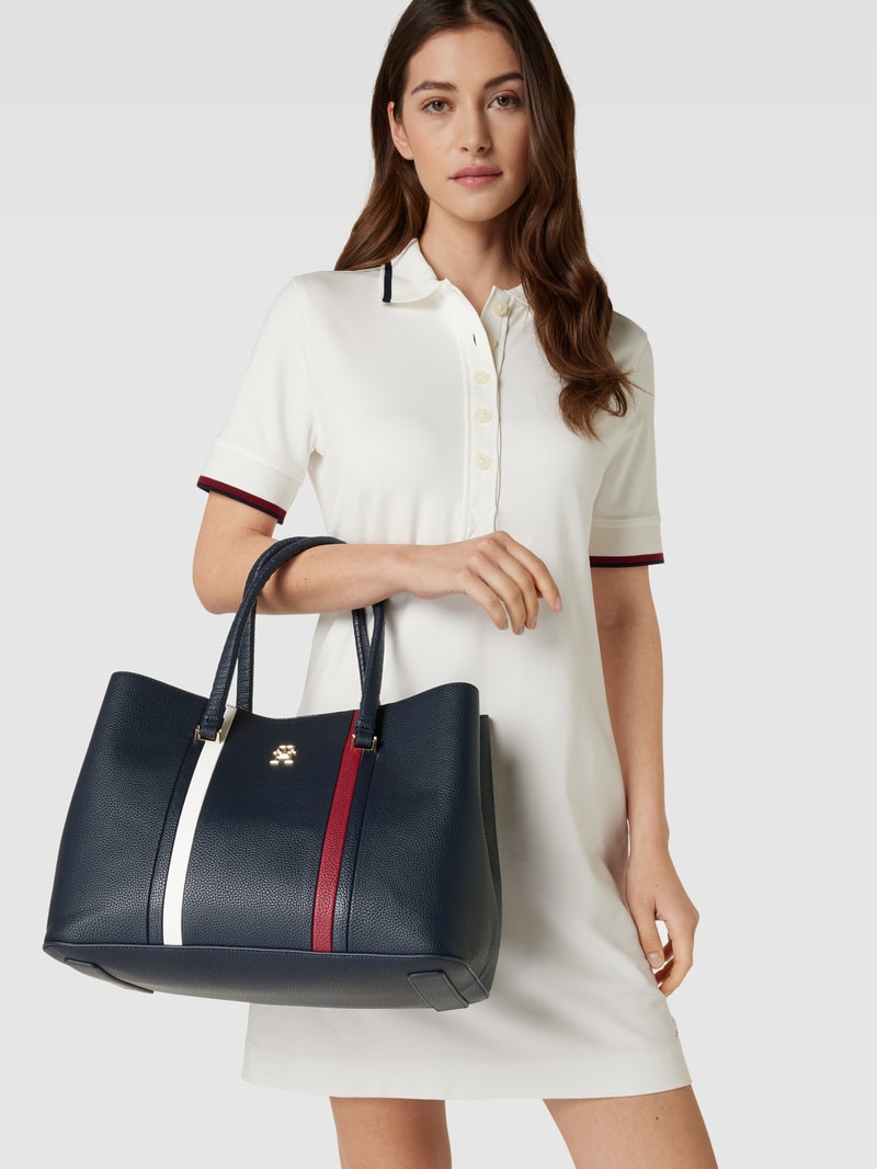 Handtasche in Leder-Optik in marineblau
