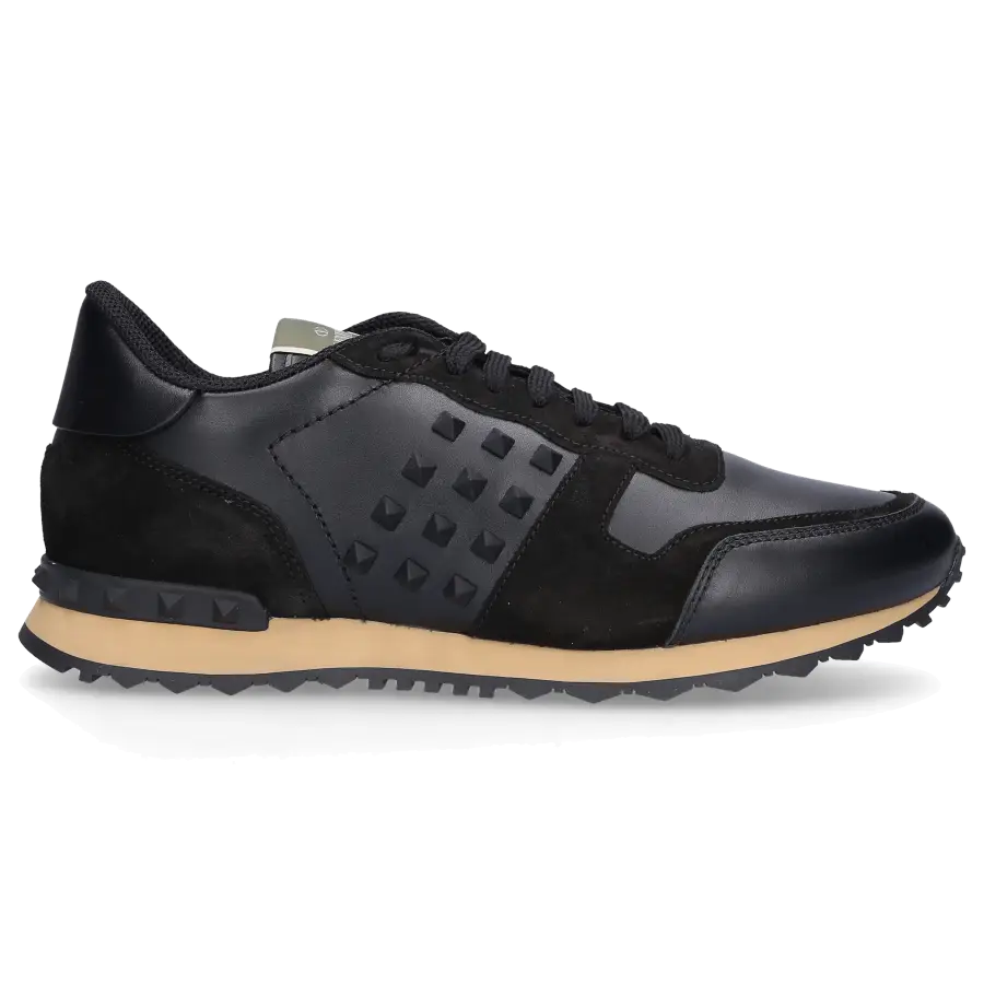 Valentino Garavani - Sneaker low ROCKRUNNER ROCKSTUD Veloursleder Logo schwarz - schwarz