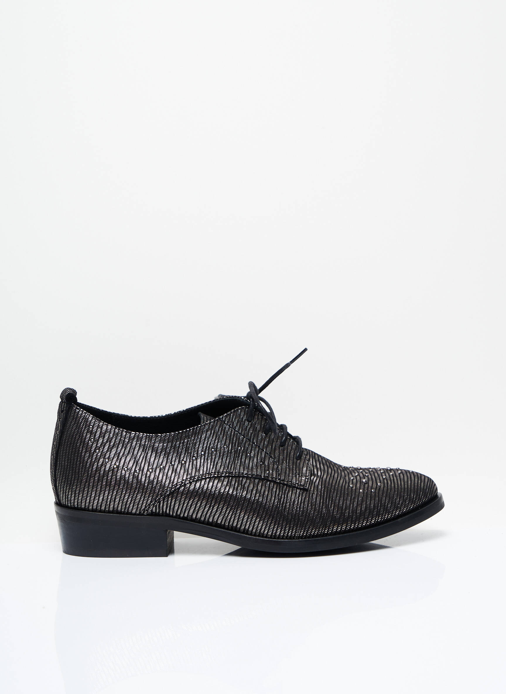 Regard Derby Femme couleur gris
