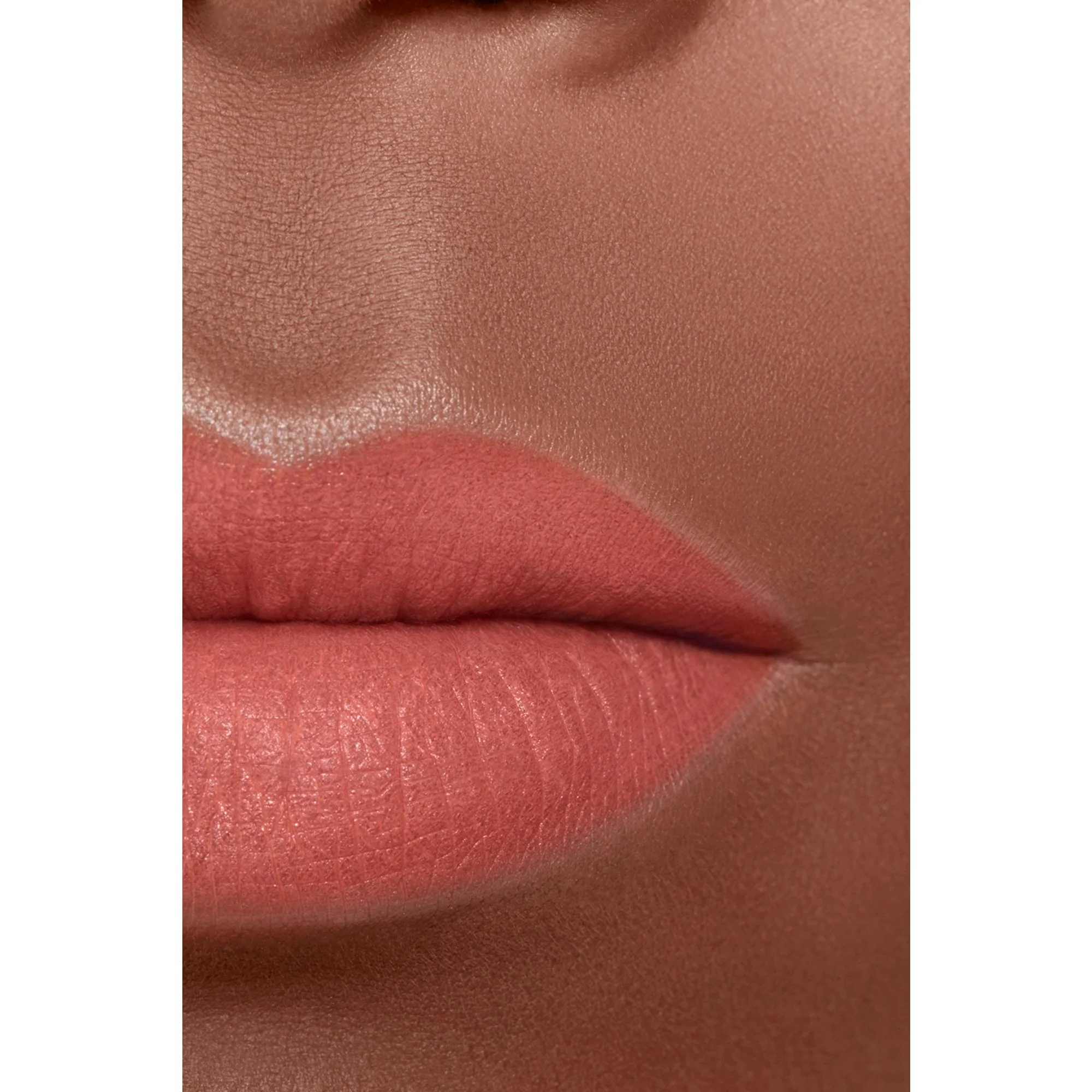 ROUGE ALLURE VELVET - VALOISA SAMETTIMAINEN HUULIPUNA