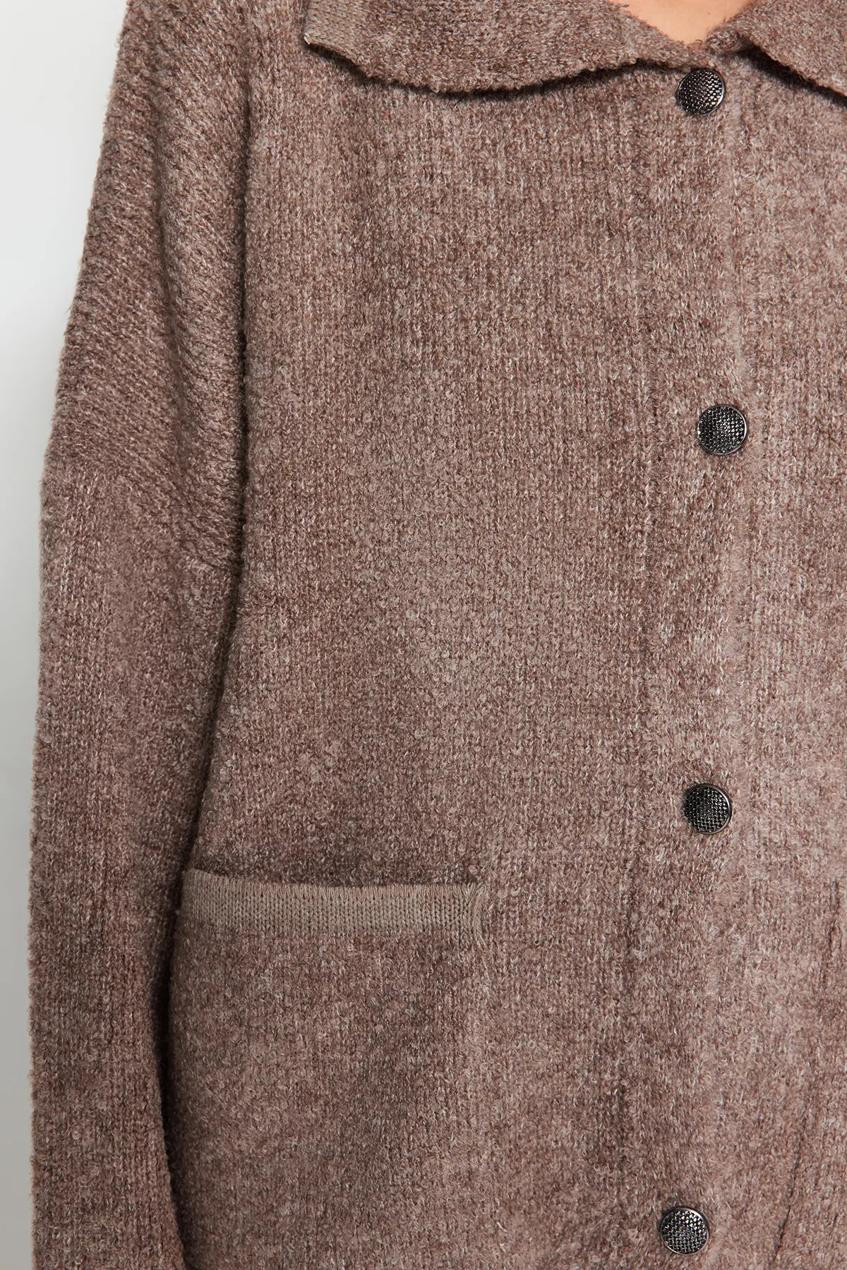 Trendyol Collection  Strickjacke aus Nerzstrick TWOAW24HI00177
