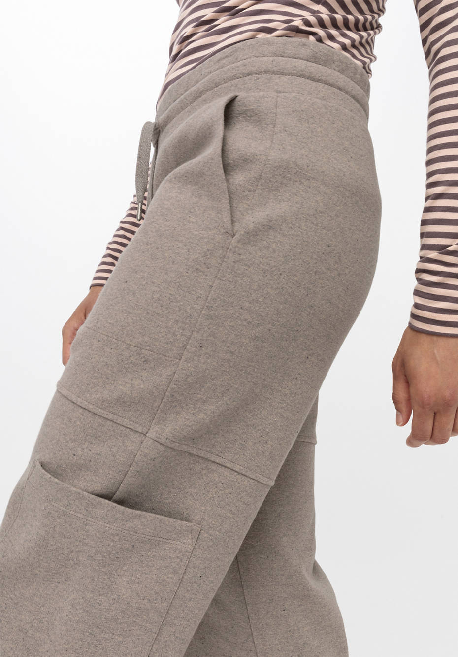 Hose cropped Betterrecycling aus Bio-Baumwolle
