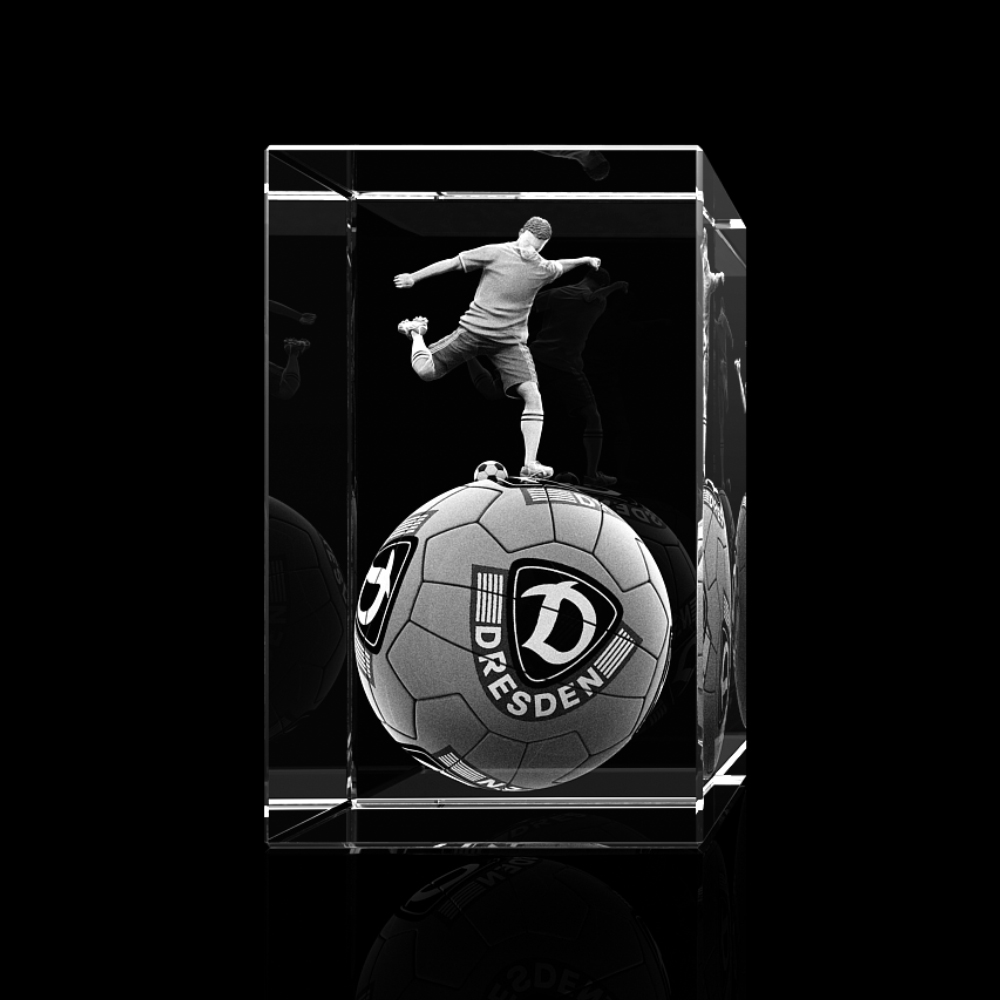 Glasquader Ball Dynamo Logo