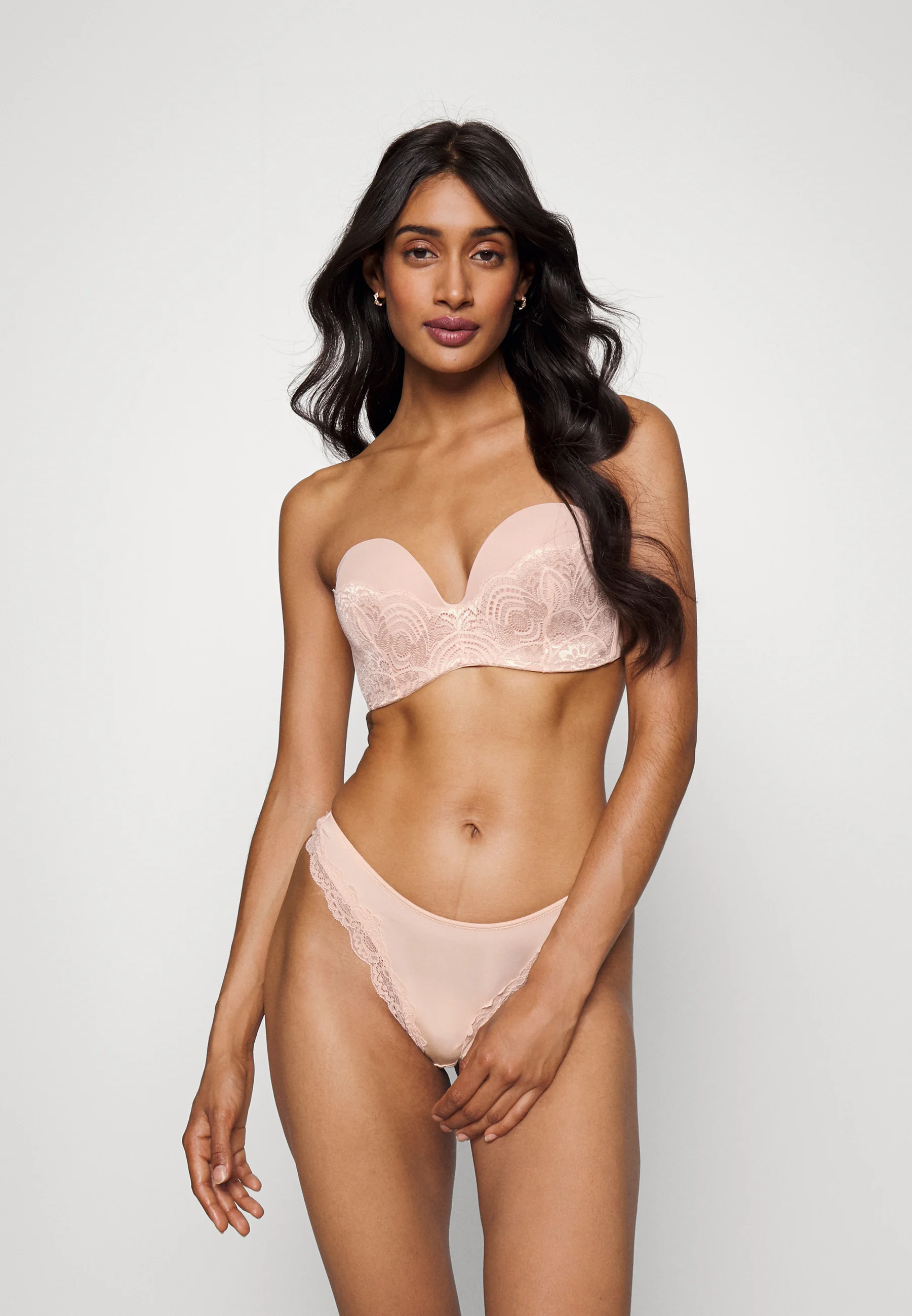 Wonderbra STARKER HALT - Sujetador con tirantes ajustables