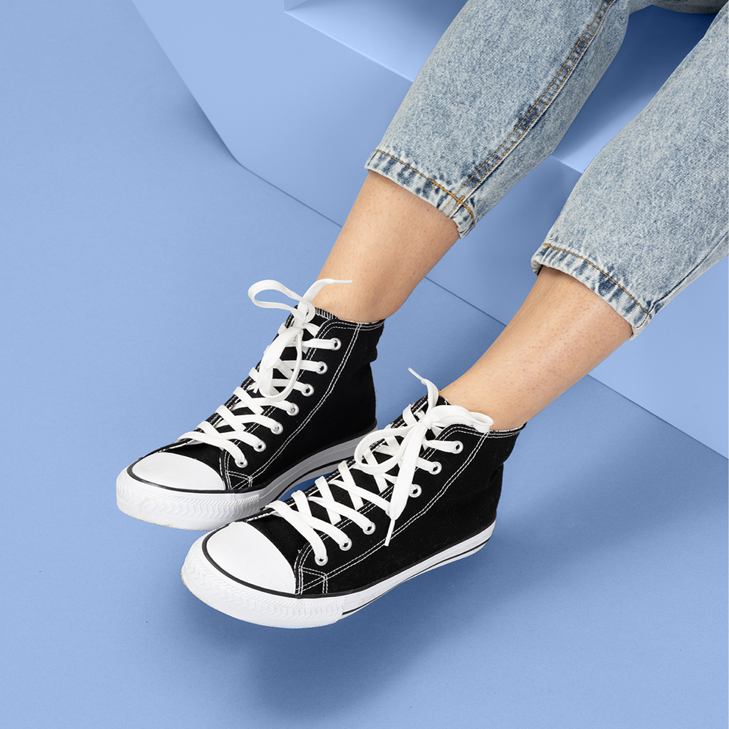 Baskets en toile montantes à lacets noir femme | La Halle