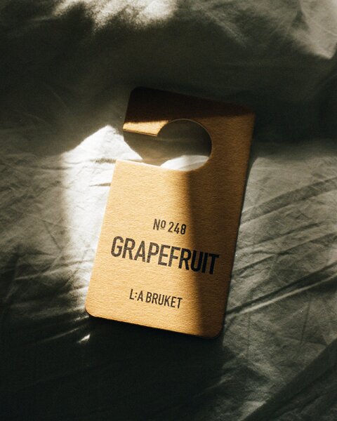 L:A Bruket No. 248 Fragrance Tag Grapefruit Raumduft
