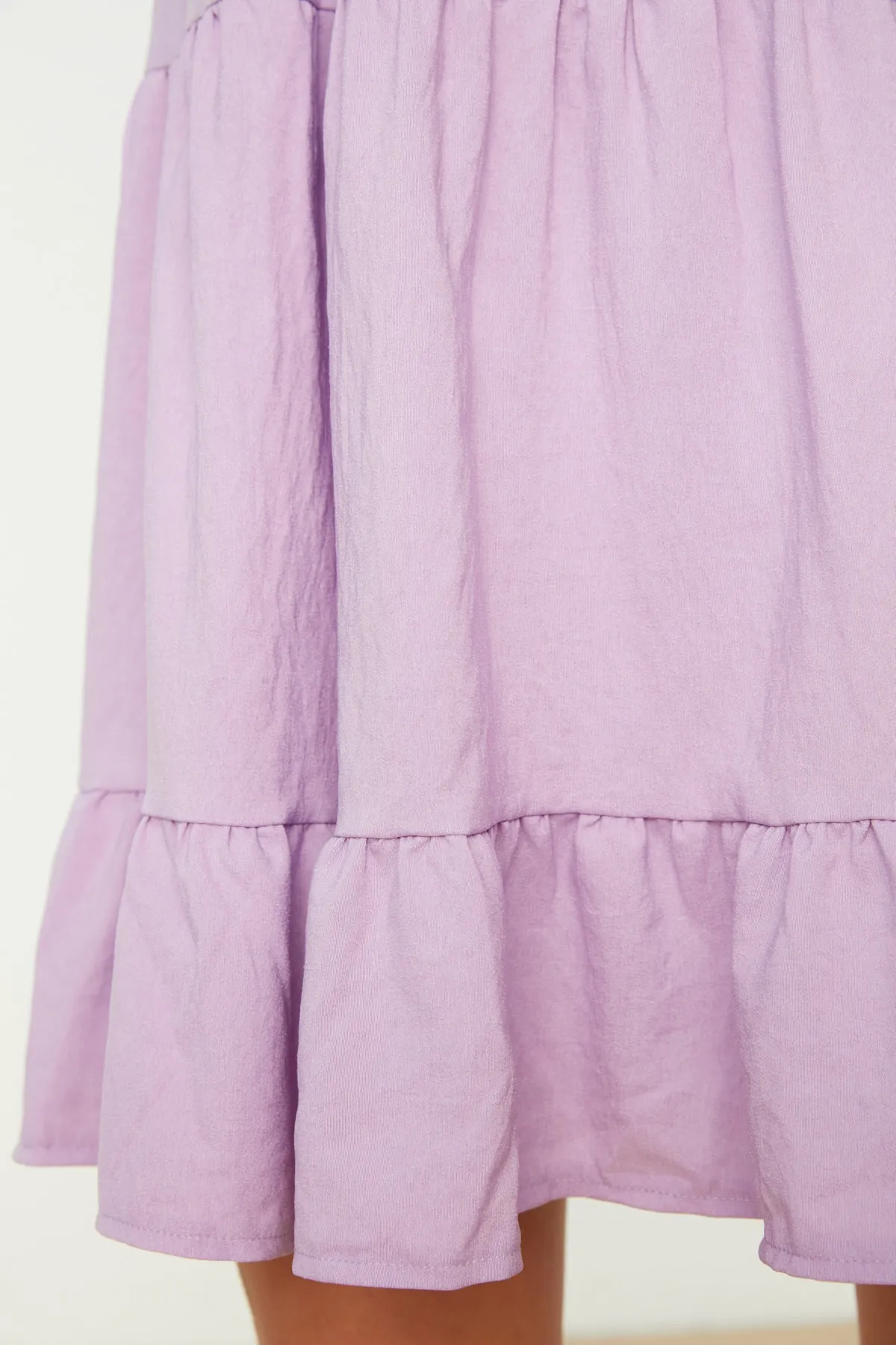 Trendyol Collection  Fliederfarbenes, weit geschnittenes Webkleid TWOSS20EL0400