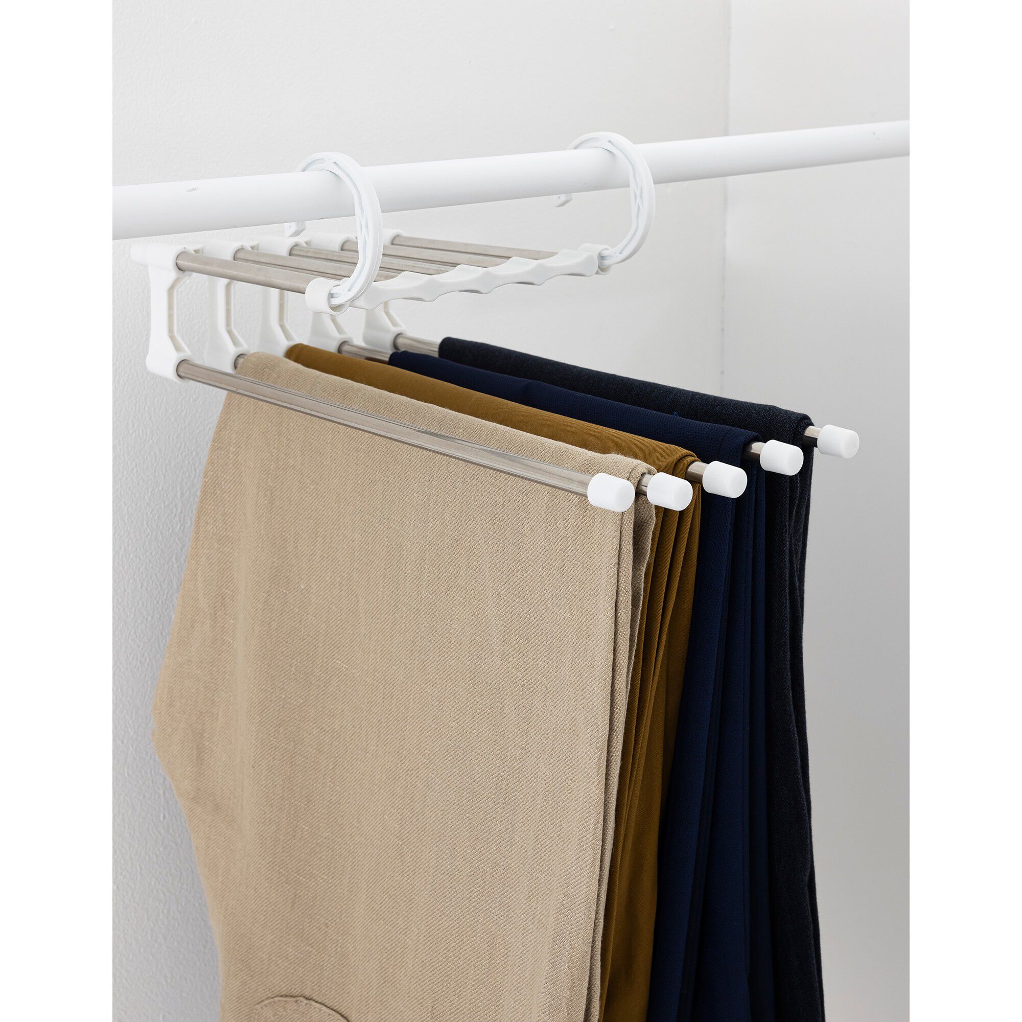 Cintre gain de place spécial pantalons