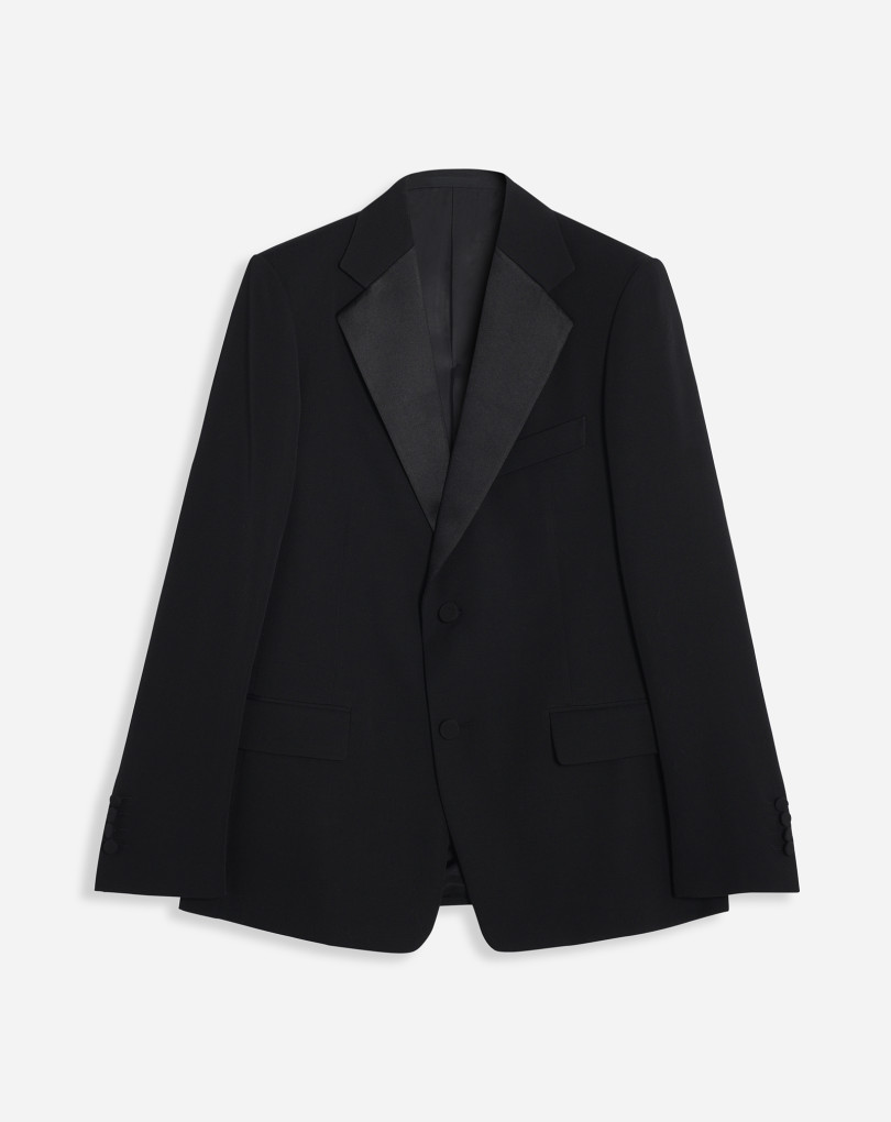 VESTE À SIMPLE BOUTONNAGE AVEC POCHES À RABAT ET REVERS EN SATIN