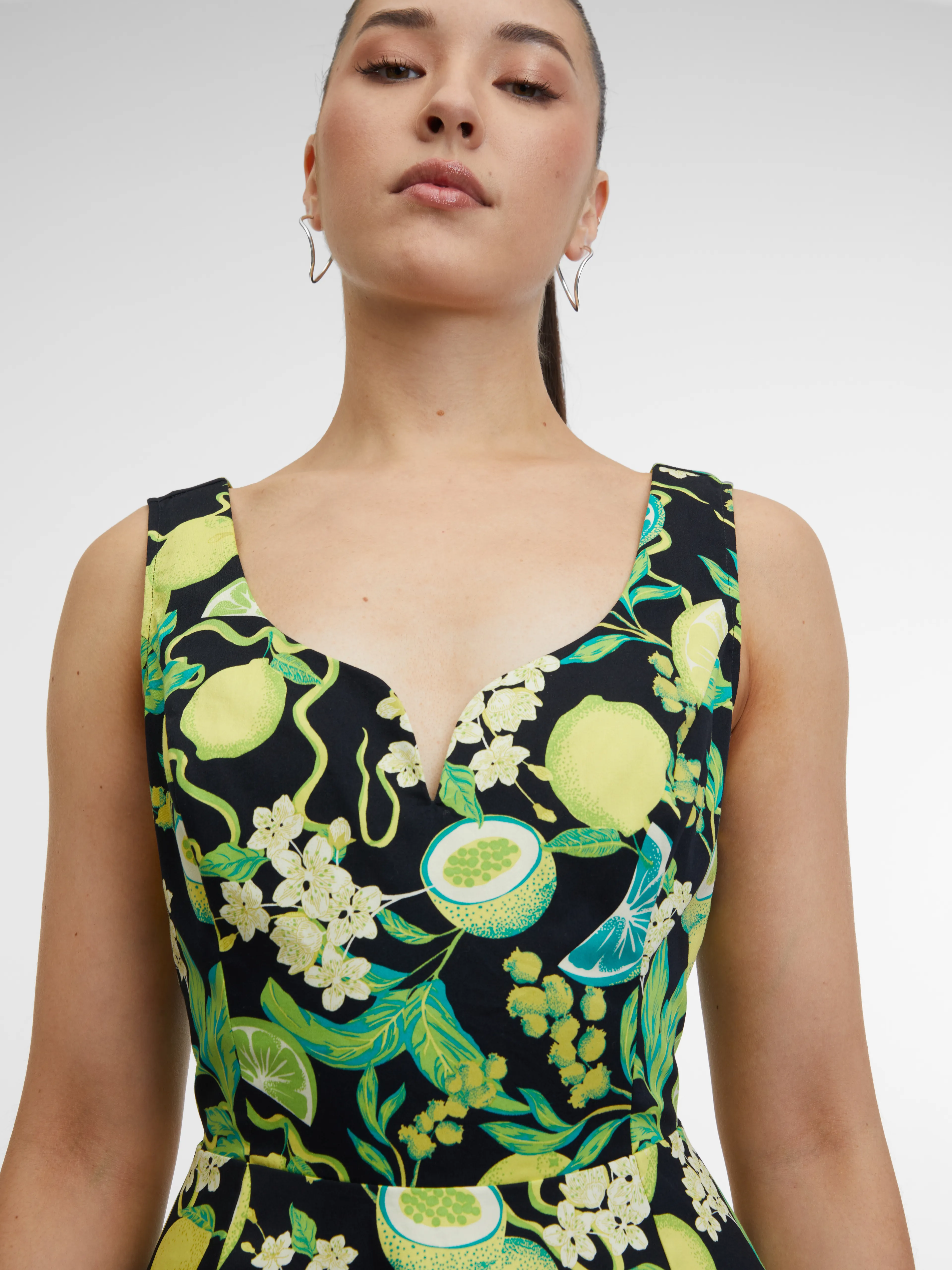 Grünes Damen-Blumenkleid ORSAY