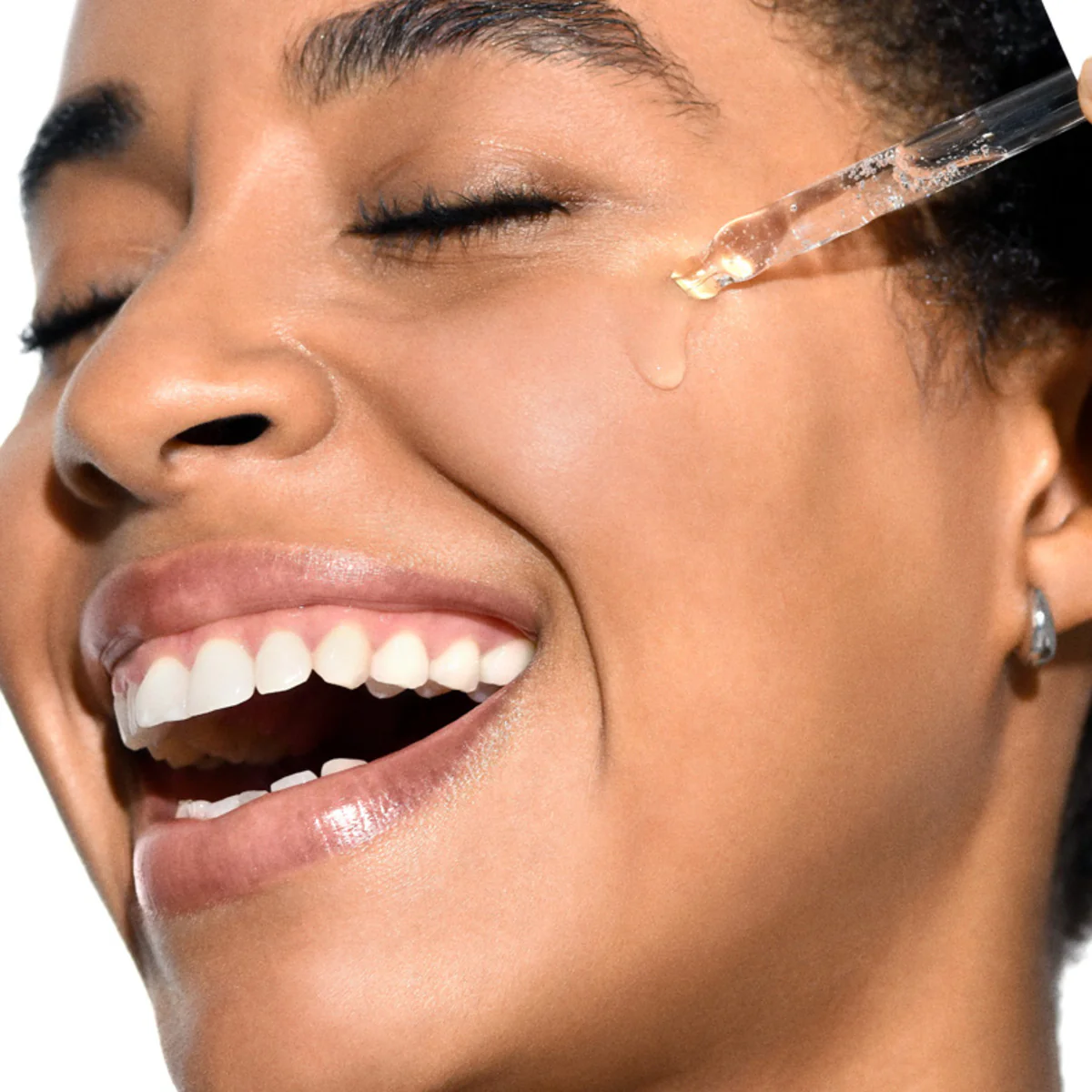 Sérum facial com ácido tranexâmico - Sérum facial antiacne