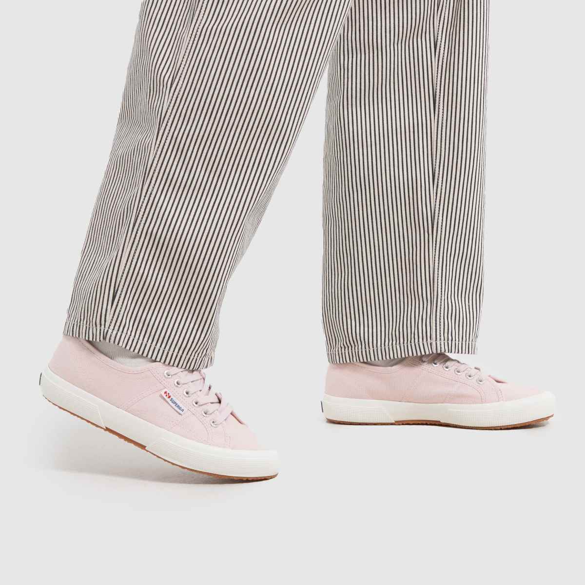 Superga 2750 Cotu klassiska sneakers i ljusrosa