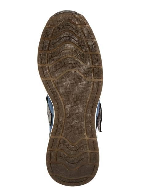 Klettslipper mit besonders hohem Keilabsatz