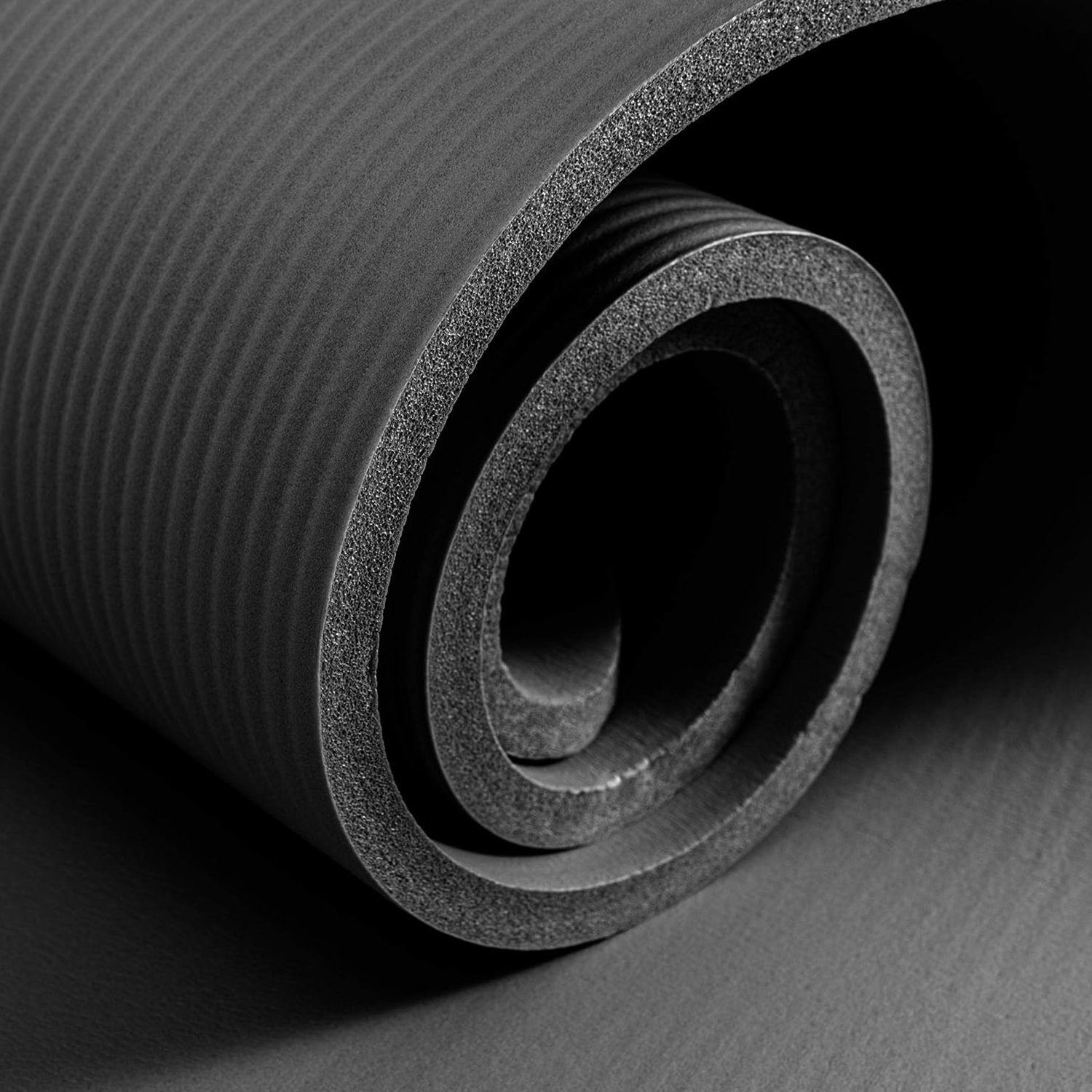 #DoYourFitness Yogamatte rutschfest für Einsteiger & Fortgeschrittene Stärke von 0,8cm bis 2cm, Gelenkschonende Gymnastikmatte 183cm x 61cm oder XXL 190cm x 100cm