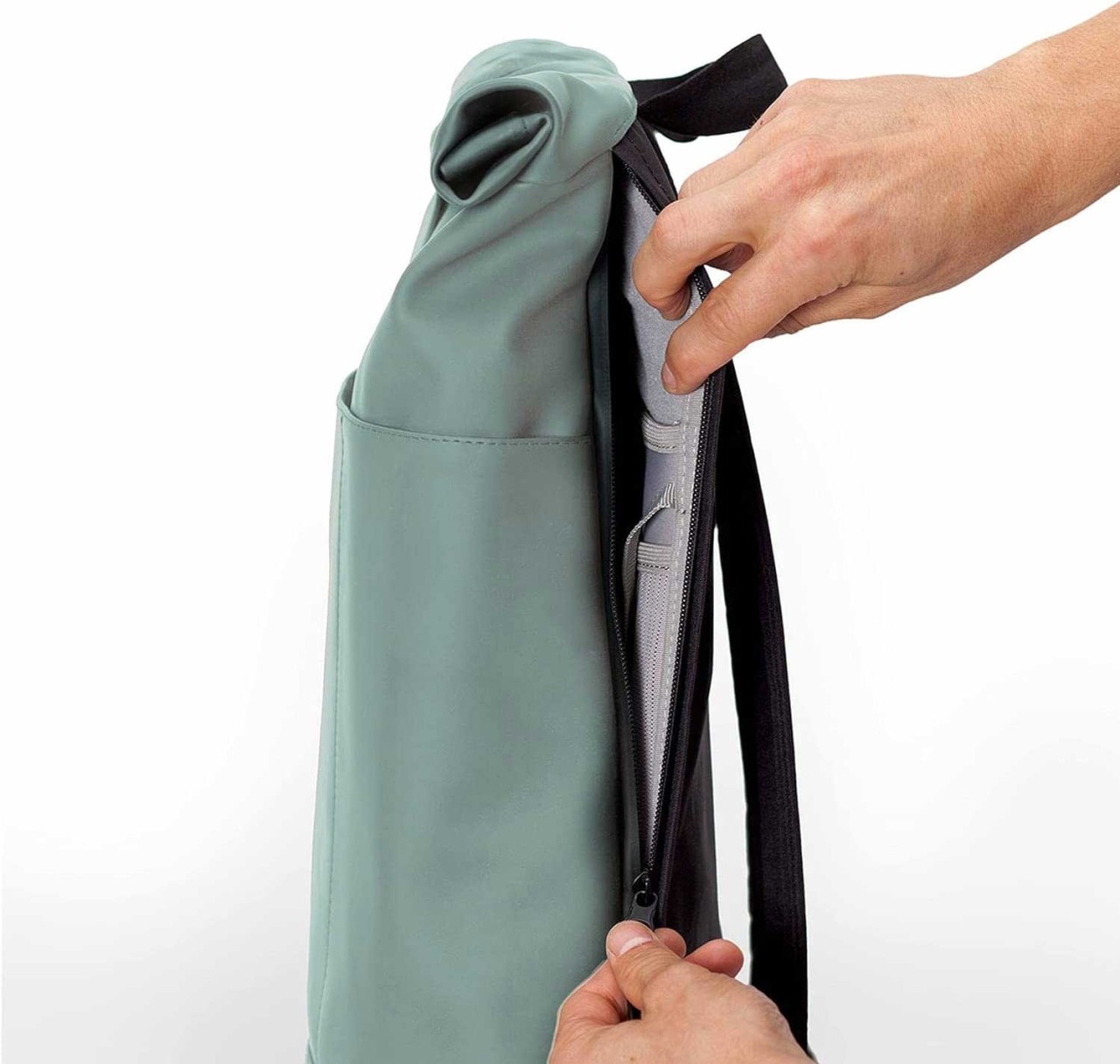 UCON ACROBATICS Handtaschen khaki Farbe: grün/oliv