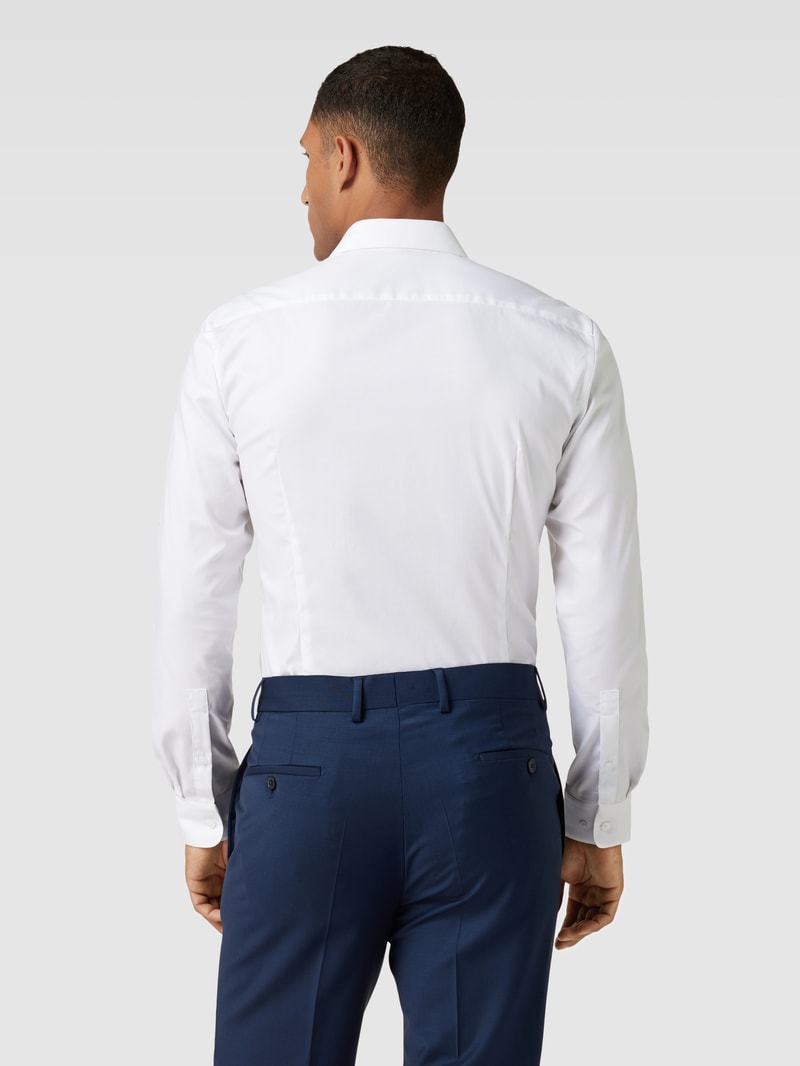 Super Slim Fit Business-Hemd mit Kentkragen in weiß
