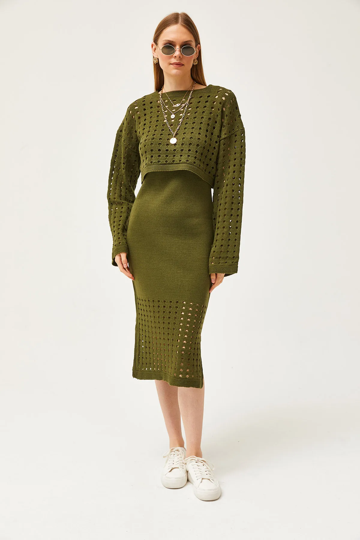 Olalook  Damen-Khaki-Oberteil mit durchbrochenem Pullover und unterem durchbrochenem Kleid aus Strickwaren-Set TKM-19000246