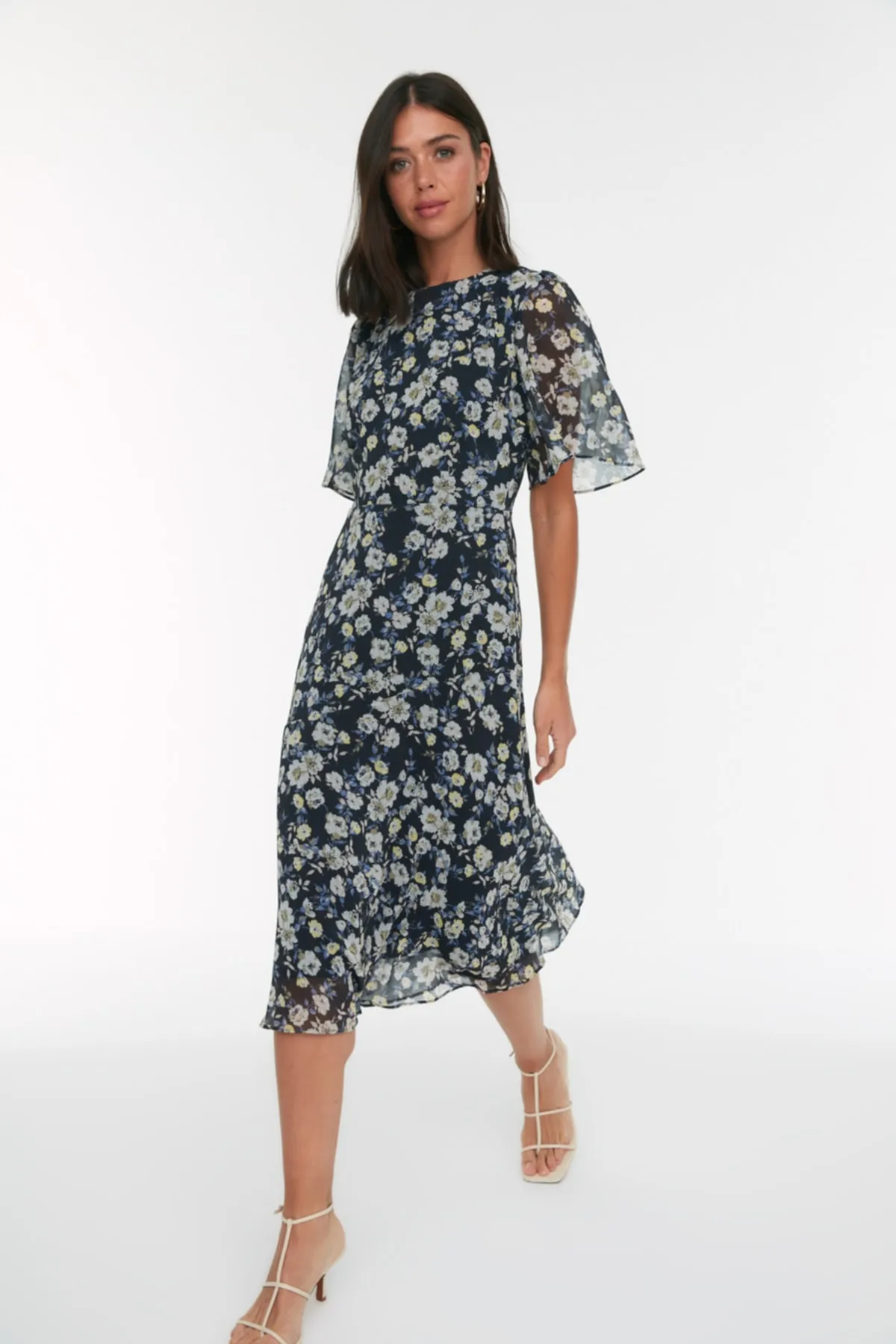 Trendyol Collection  Marineblaues A-Linien-Basic-Midi-Webkleid aus Chiffon TWOSS20EL0908