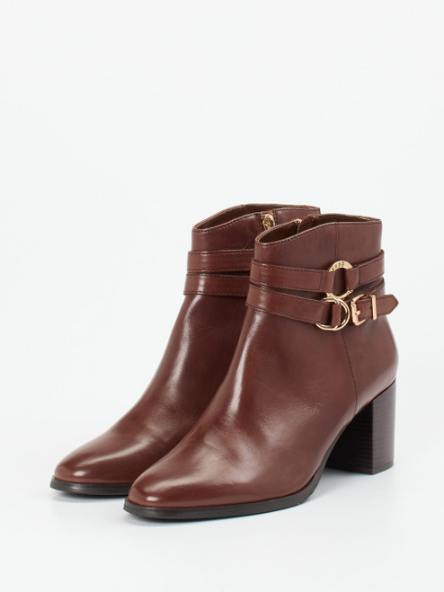 Stiefelette-17372290014 Regarde Le Ciel