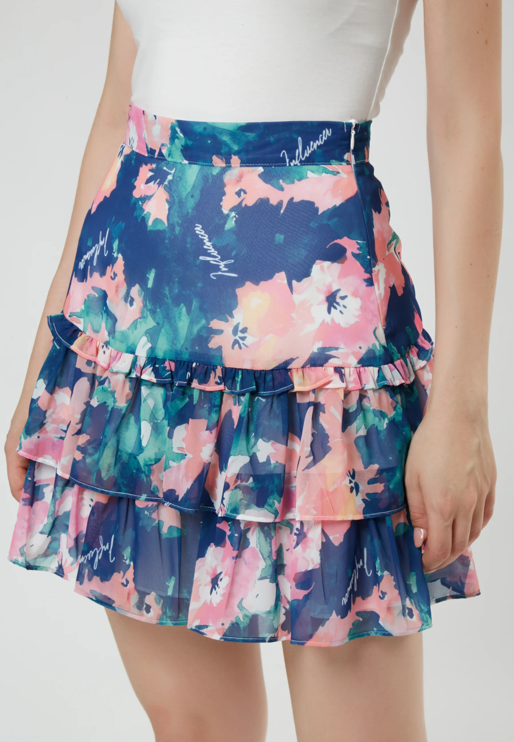 INFLUENCER FLORAL VOLANTE - Falda campana