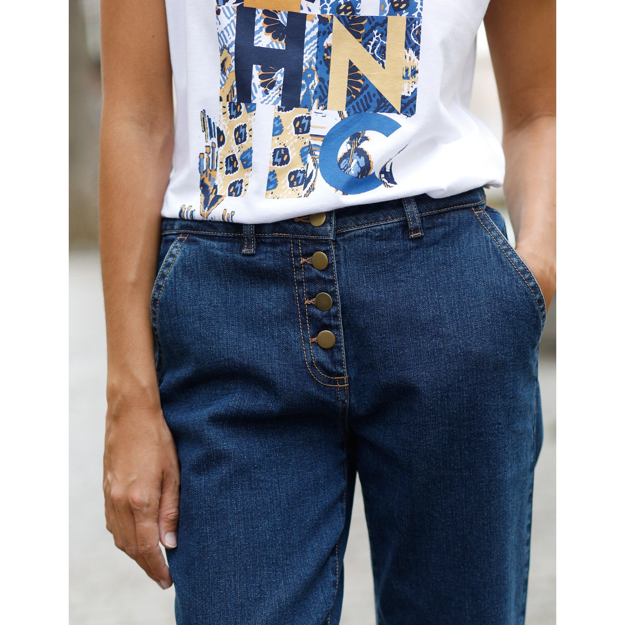 Jean mom boutonné