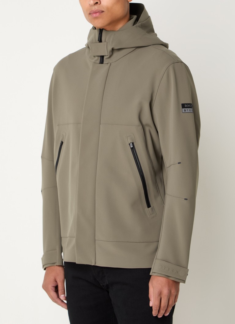 Kurtka typu softshell Boggi Milano B Tech z kapturem i kieszeniami zapinanymi na zamek.
