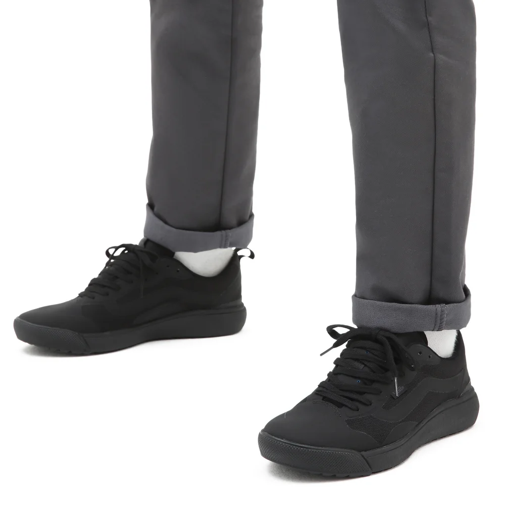 Vans UltraRange EXO UA VN0A4U1KBJ41 / schwarz