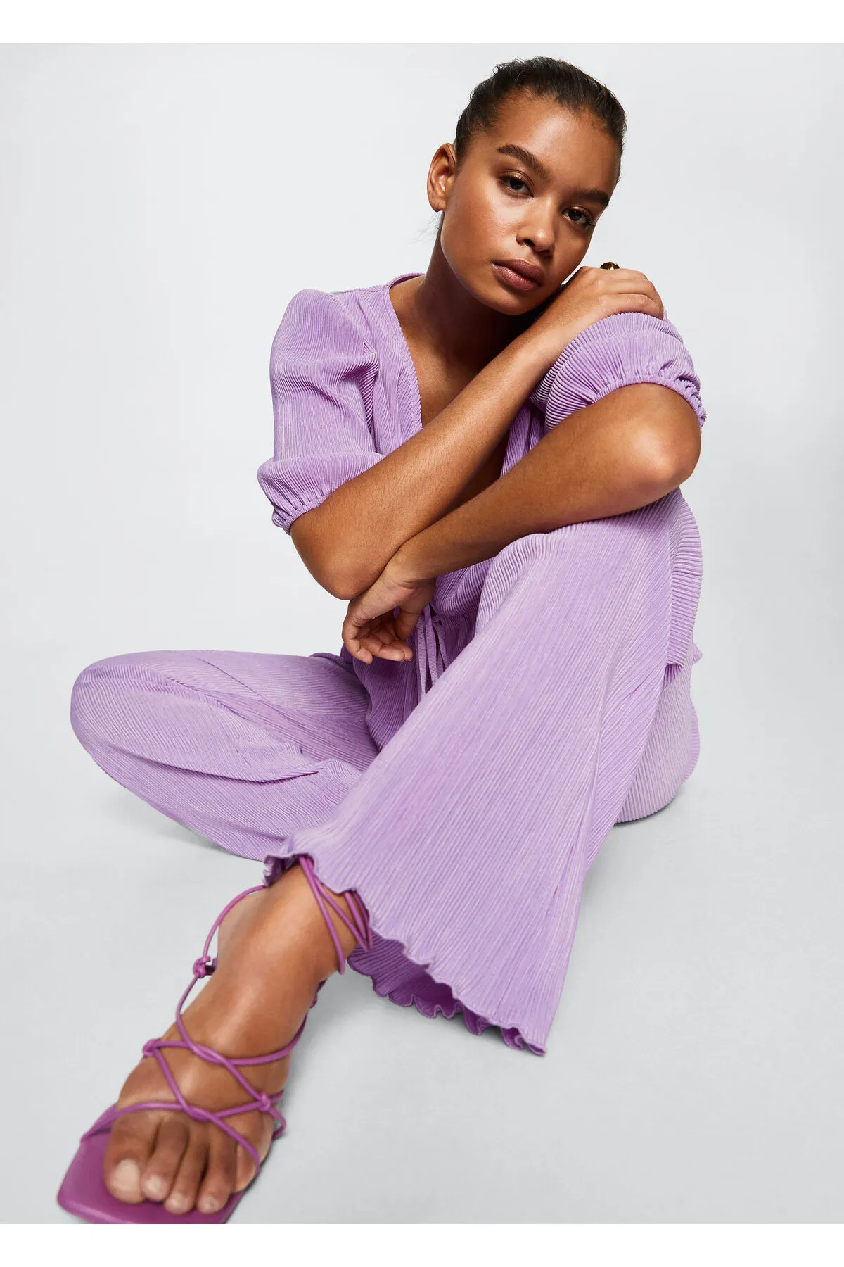 MANGO Woman  Lilafarbene Damenhose