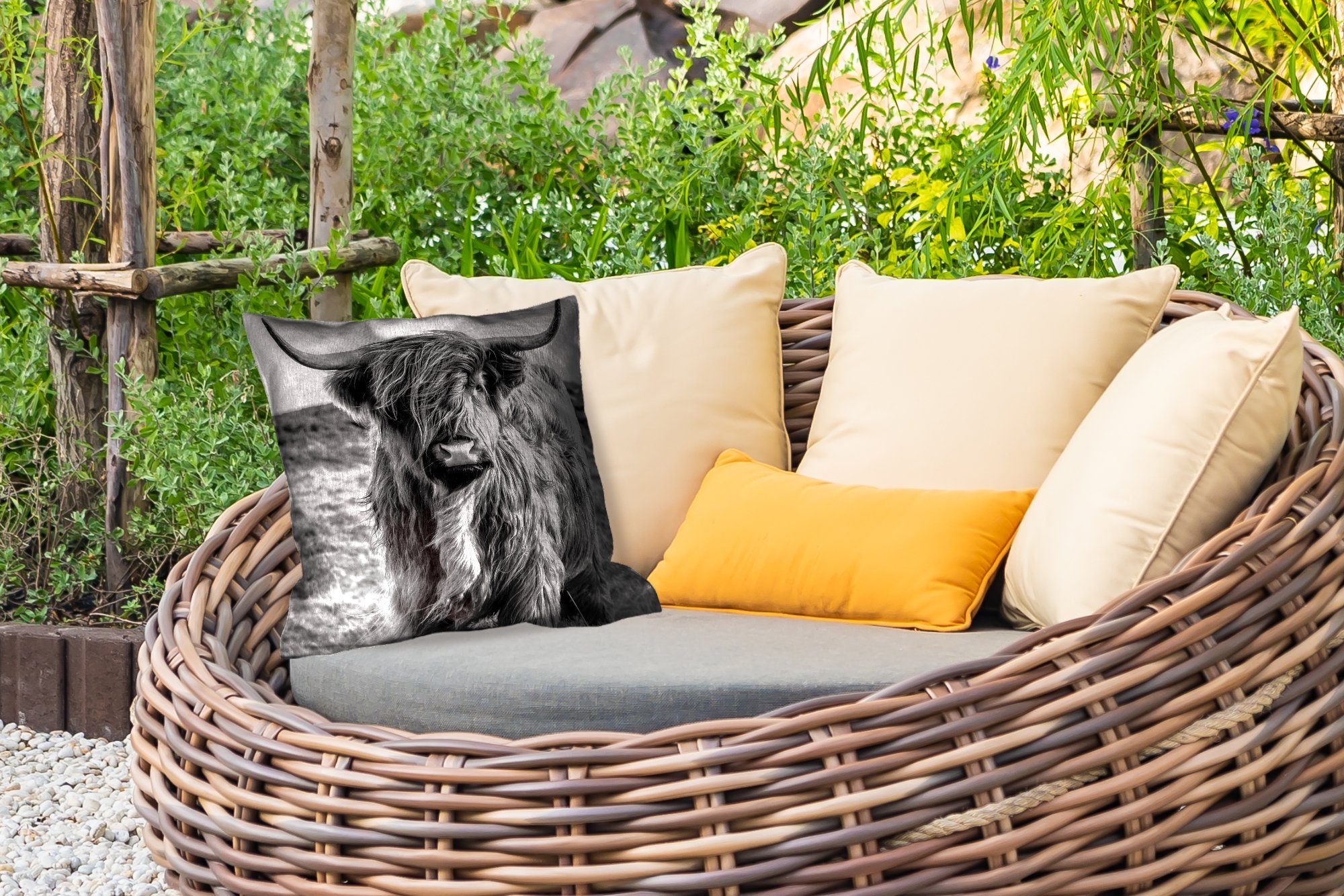 MuchoWow Dekokissen Schottischer Highlander - Natur - Kuh - Schwarz - Weiß, Kissenbezüge, Kissenhülle, Dekokissen, Dekokissenbezug, Outdoor