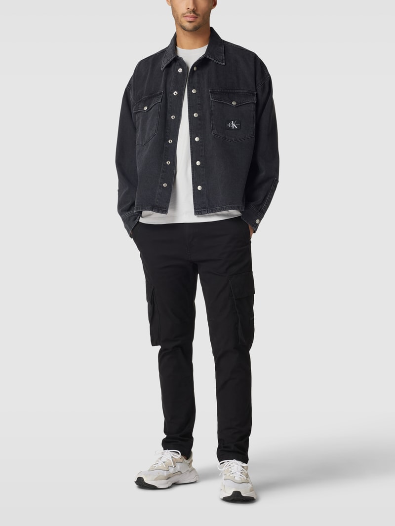 Jeanshemd mit Druckknopfverschluss Modell 'BOXY LOOSE' in black