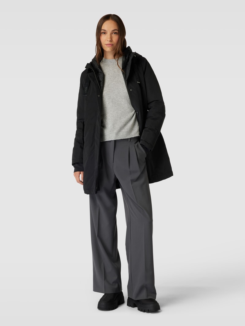 Jacke mit Kapuze in schwarz