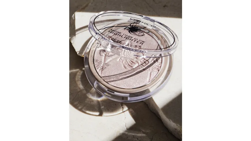 Catrice More Than Glow Highlighter 5.9 g 30 - Beyond Golden Glow