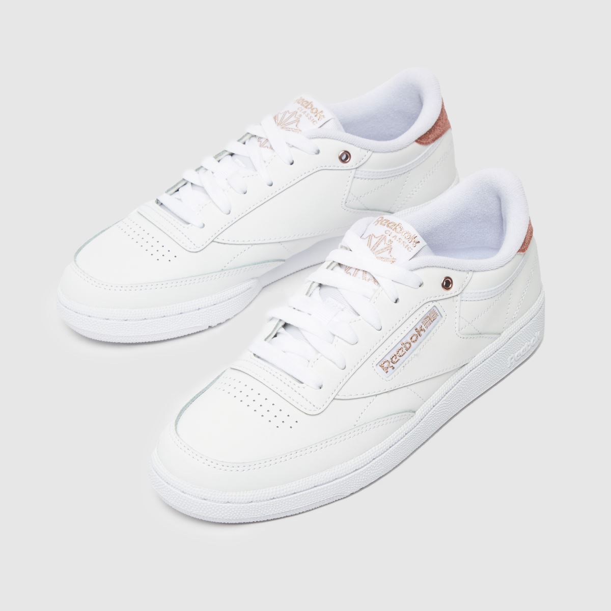 Reebok Club C 85 cipők fehér és arany színben