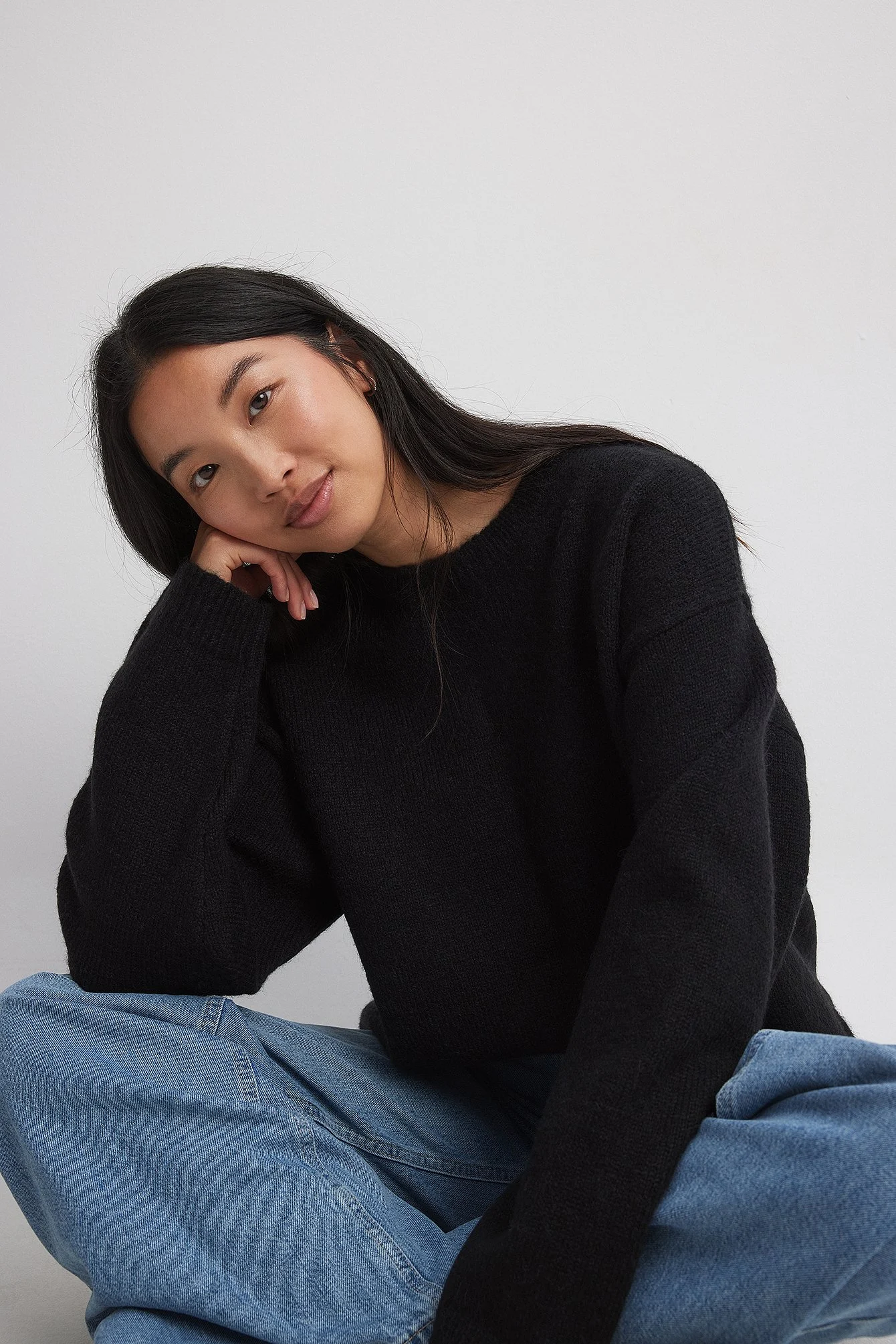 Rundhalsausschnitt Strickpullover