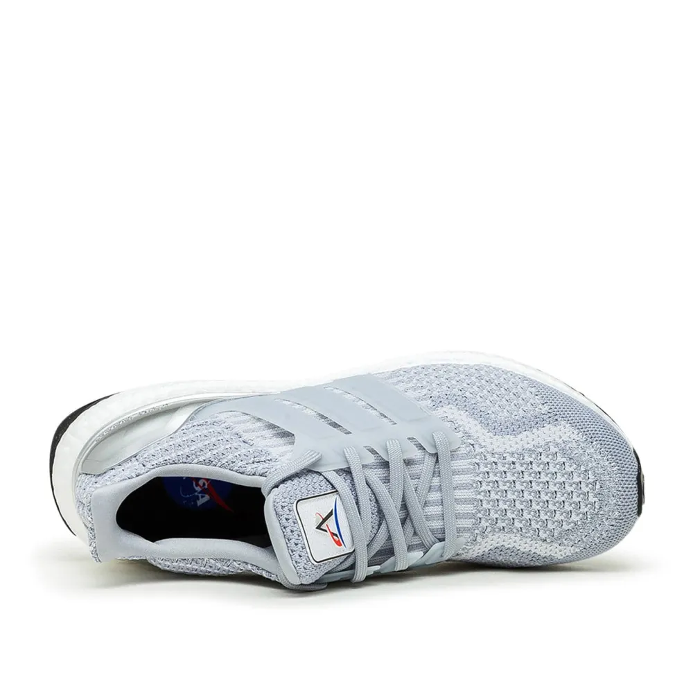 adidas Ultraboost 5.0 DNA FX7972 / grau