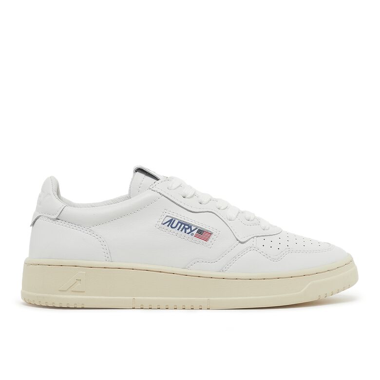 Autry Wmns 01 Low WLL15 white