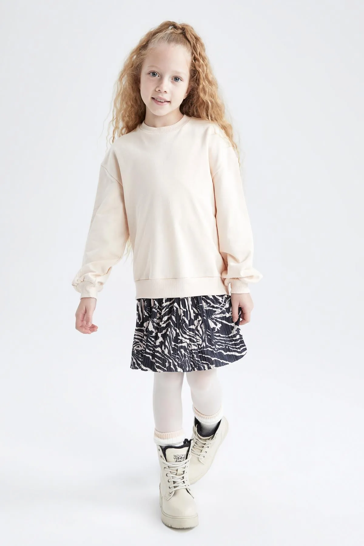 DeFacto  Mädchen-Sweatkleid mit Rundhalsausschnitt Z1235a622wn