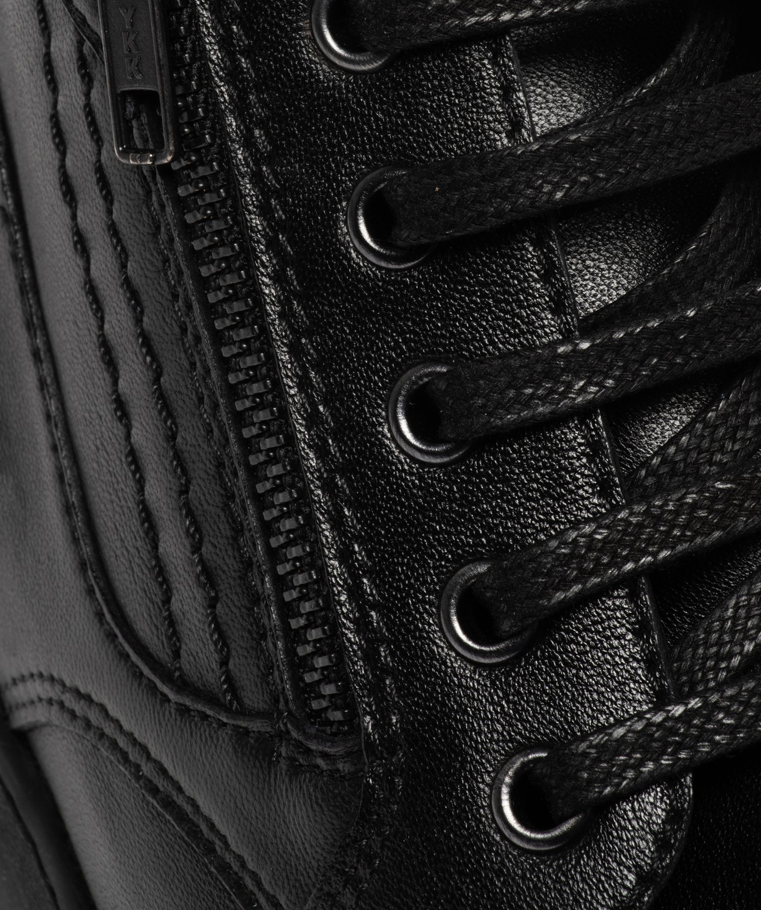 Boots homme confort dessus cuir uni à lacets noir | GEMO