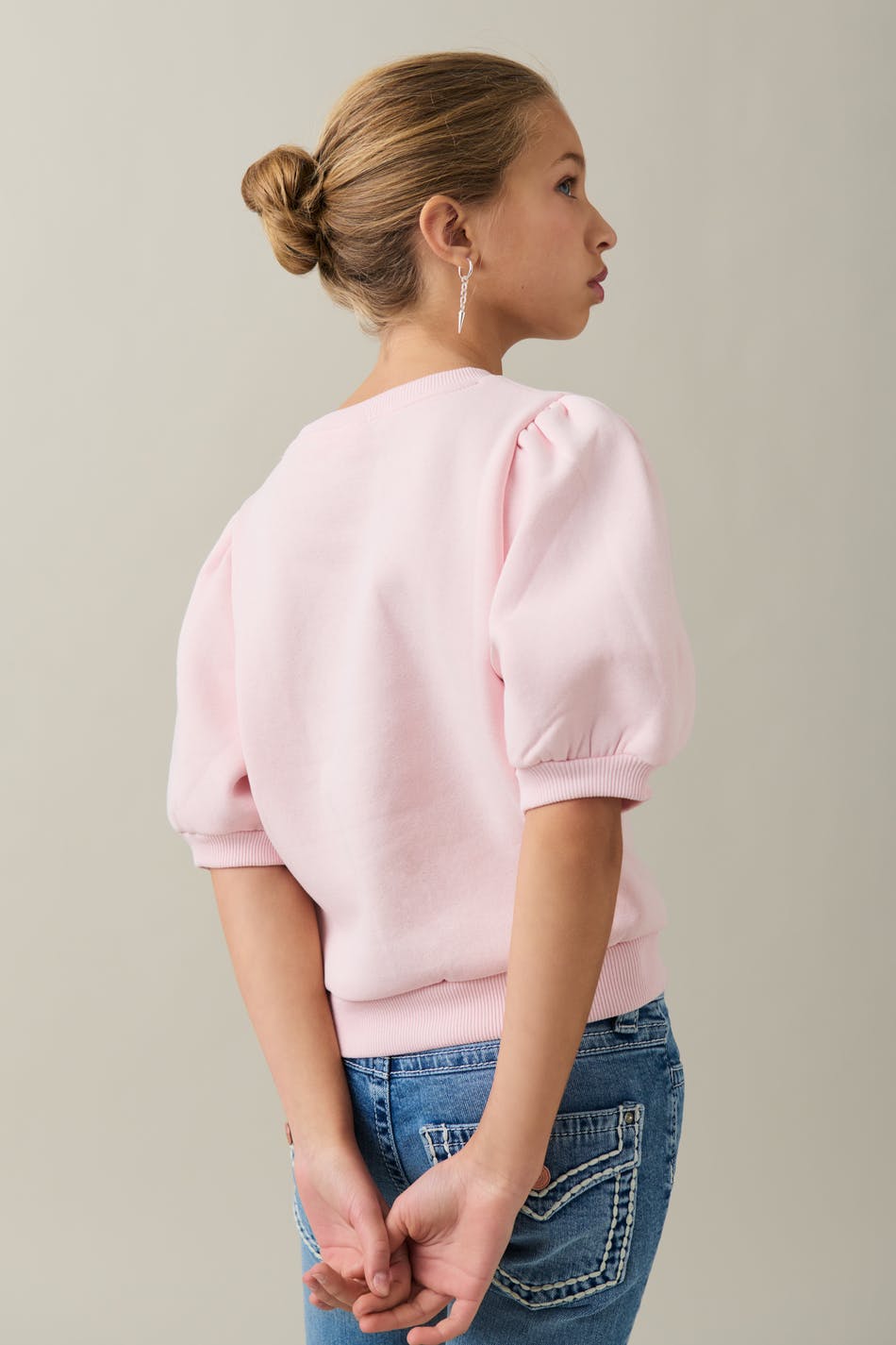 Y puff sleeve sweater