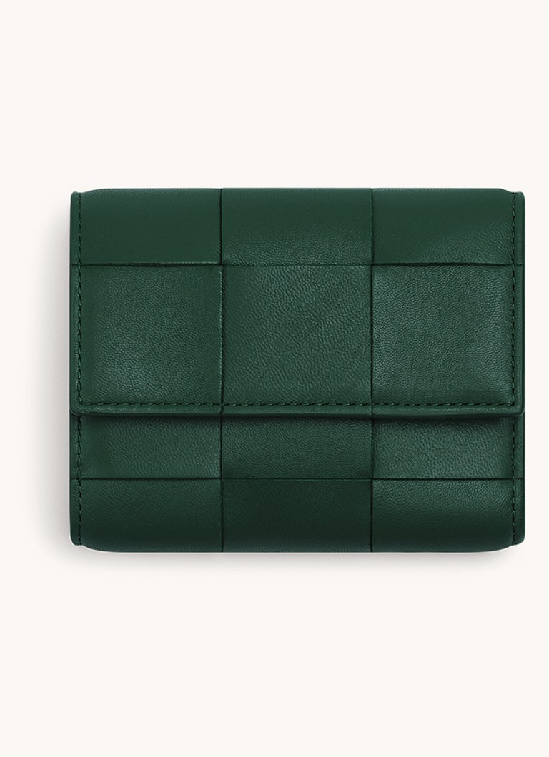 Portofel tripliant Bottega Veneta Cassette din piele de miel