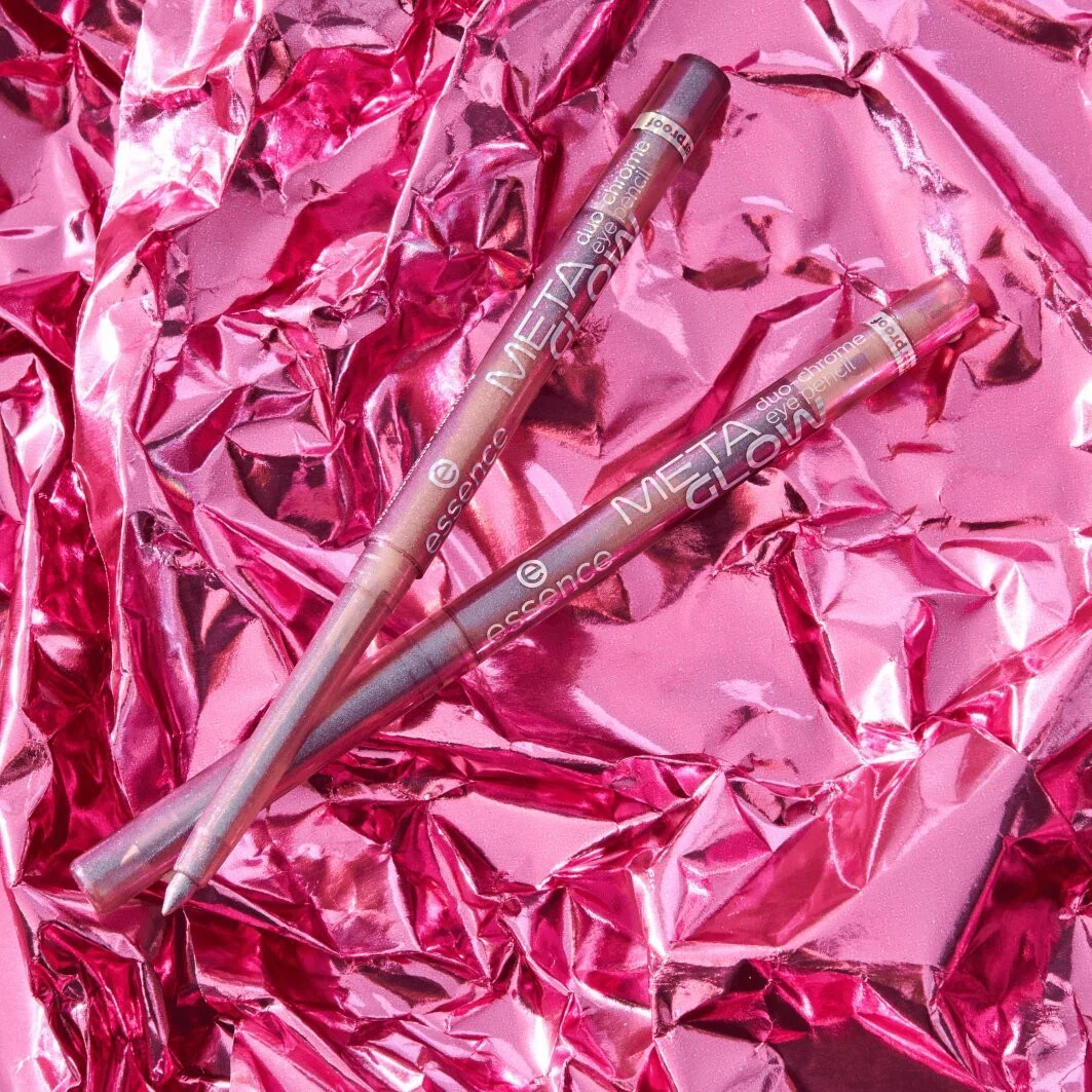 Svinčnik za oči Essence META GLOW Duo-Chrome
