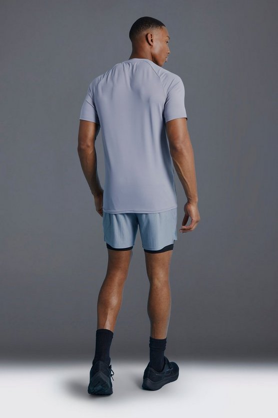 Man Active Colorblock T-Shirt