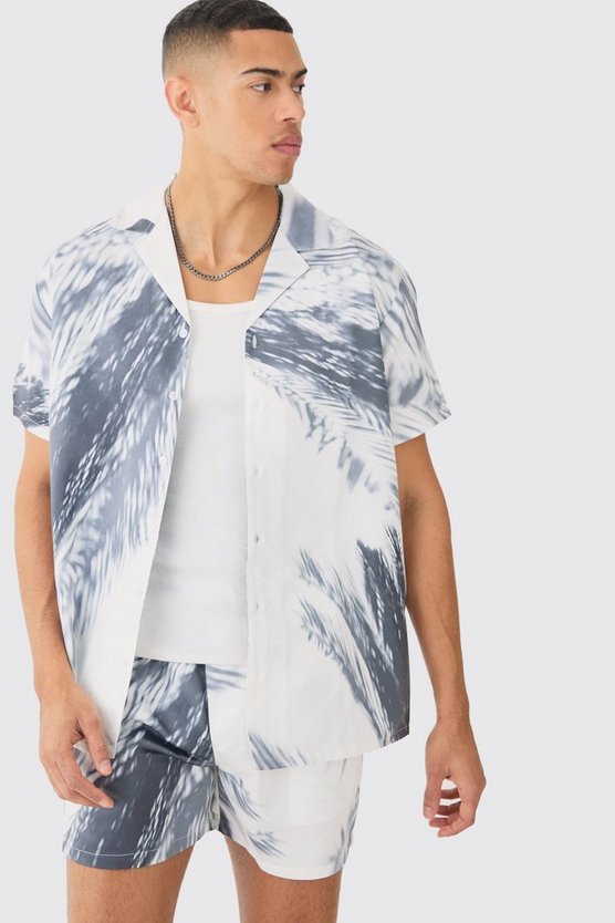 Oversize Satin-Hemd und Shorts mit Print